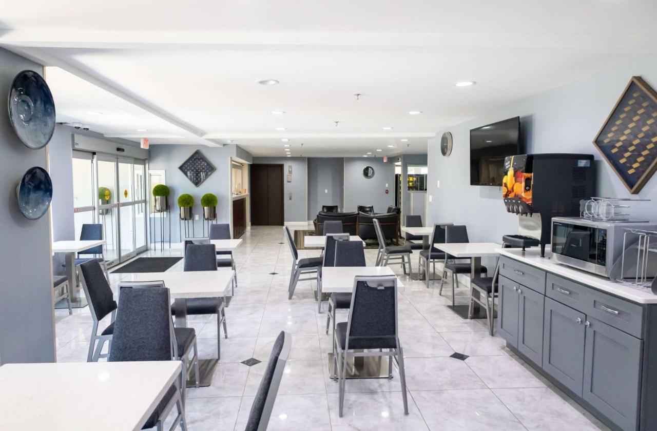 Days Inn By Wyndham College Park Atlanta Airport South Экстерьер фото
